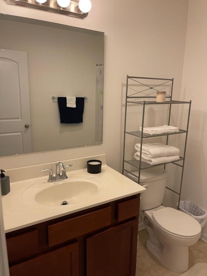 Oasis - Entire 10 Minutes From Uptown Charlotte, Nc Holiday home Charlotte
